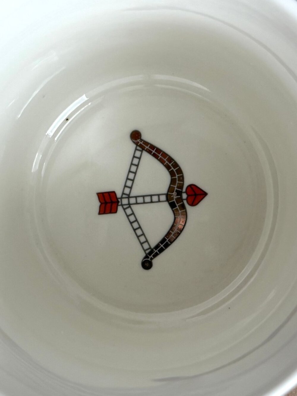 Anthropologie Bistro Tile Stoneware 24k Gold Accent Mug, Valentine Edition - Picture 4 of 4